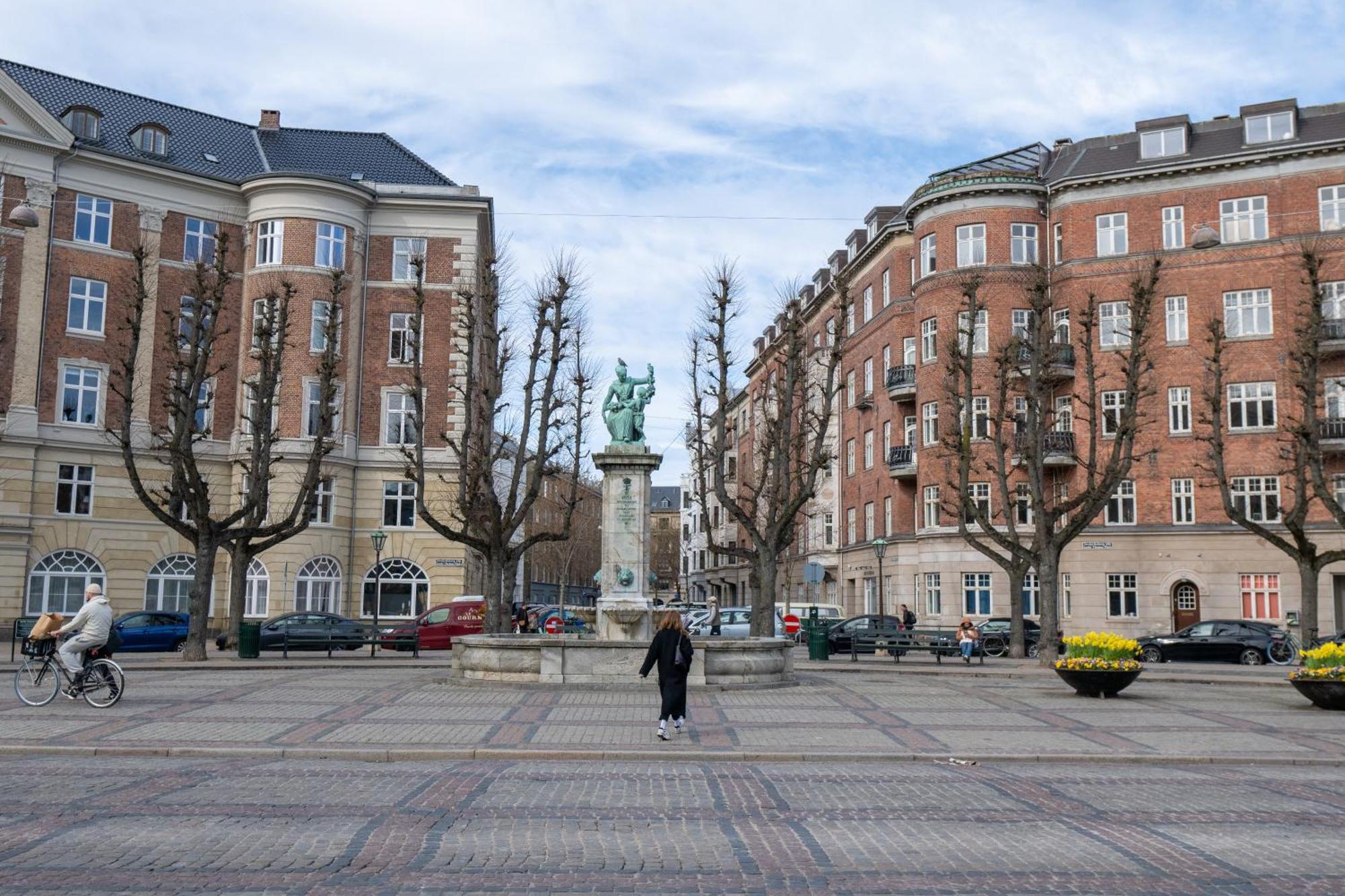Unique 3 Bedroom Apartment In Vibrant Frederiksberg Kodaň Exteriér fotografie