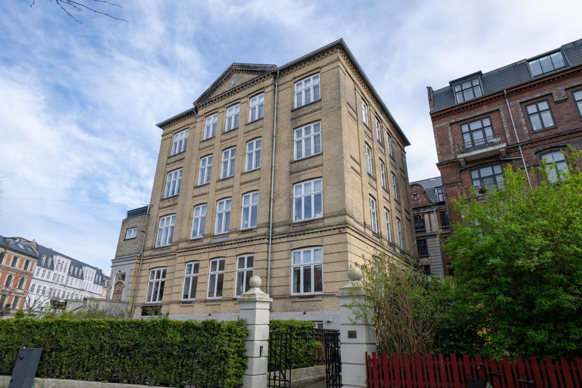 Unique 3 Bedroom Apartment In Vibrant Frederiksberg Kodaň Exteriér fotografie